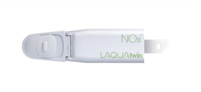 LAQUAtwin S040 Sensor für NO3-11, klare Darstellung der Sensorfläche und Anschlusszunge